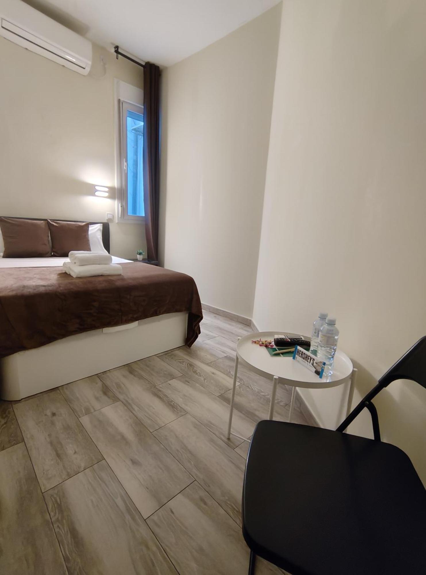 Ch Cruz Madrid Hotel Exterior photo
